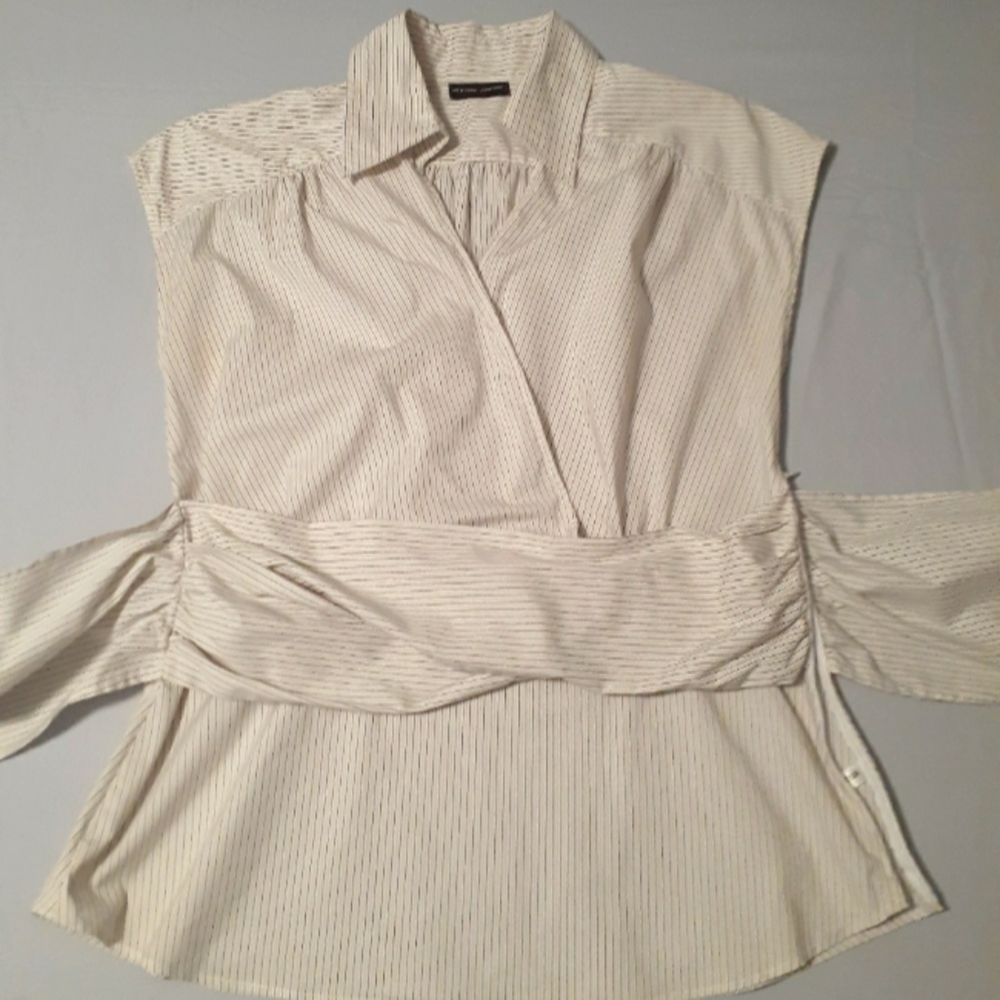 New York & Company short sleeve blouse white with black and cream stripes